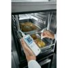 Testo 108-2 kan brukes for å raskt måle temperaturen på matvarer